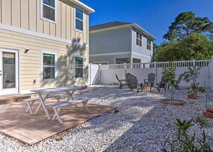Half-Mi To Inlet Beach: Home W/ Grill & Fire Pit