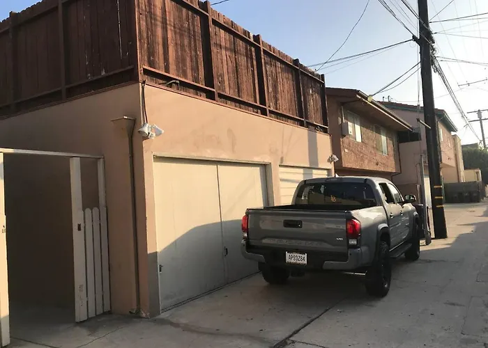 New Belmont Shore Retreat With Free Parking Walk To Beaches
