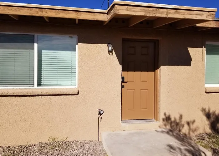 Southwest Tucson Gateway