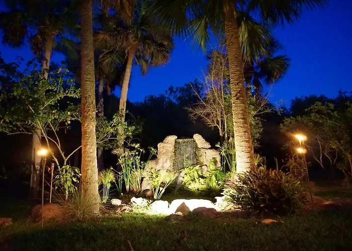Jupiter Waterfalls - Newly Updated - Tiki Hut, Fire Pit, Kitchen, Pool Heater And More
