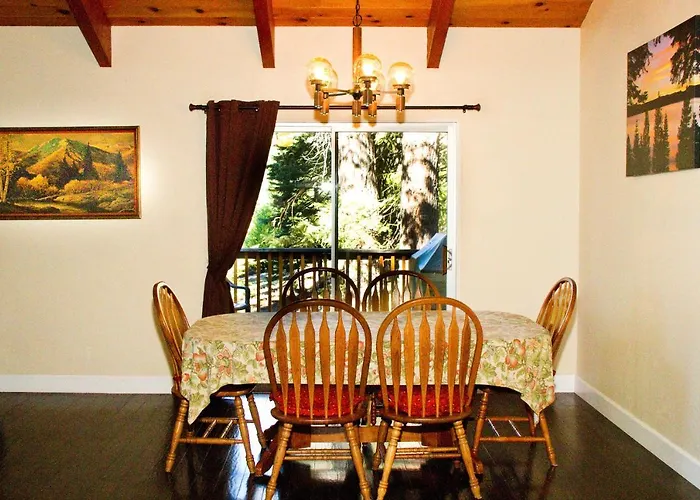 Cedar Ridge Retreat Lake Almanor