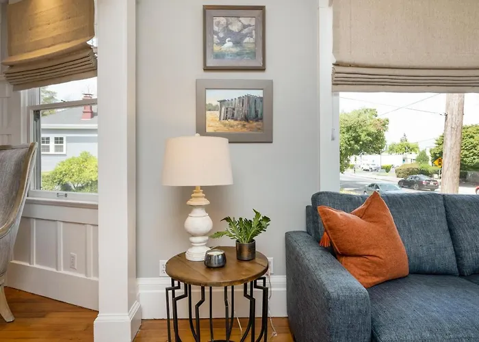 The Main Street House - Designer Napa Home