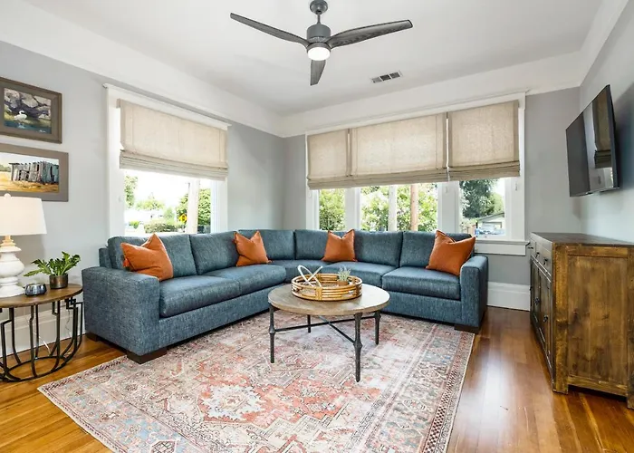 The Main Street House - Designer Napa Home