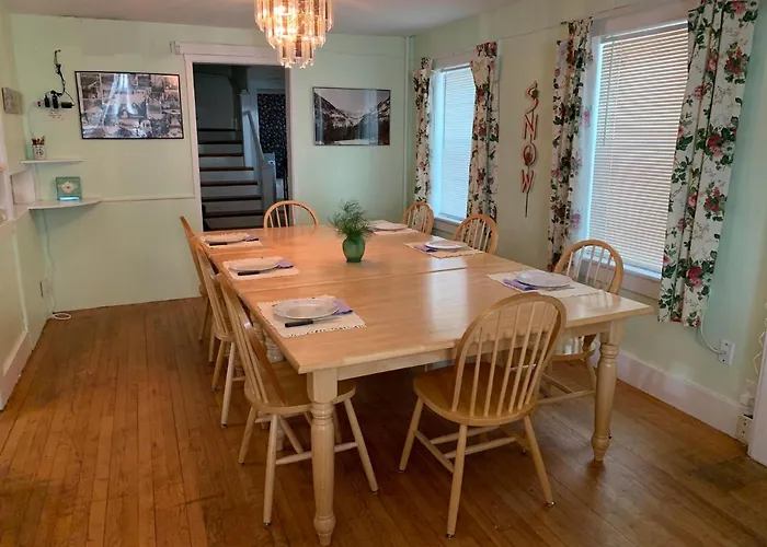 Snowchasers Lodge
