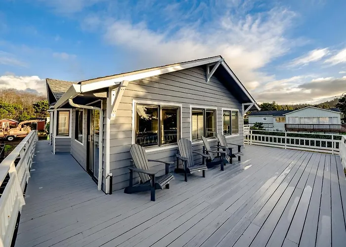 The Chinook House