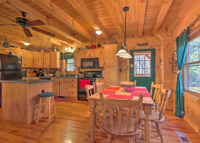 Lake Lure Log Cabin W/ Grill, Near Hiking!