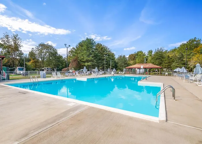 Rondout Valley Camping Resort Deluxe Park Model 11