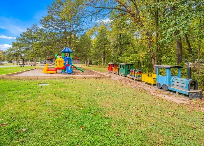 Rondout Valley Camping Resort Deluxe Park Model 11