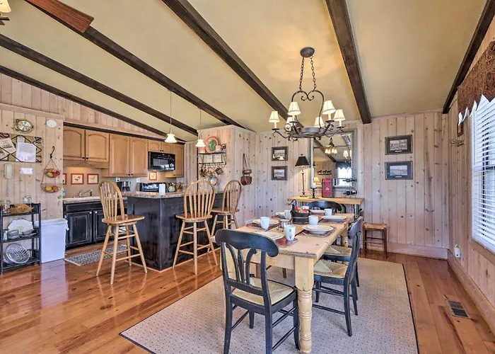 Cozy 'Caymus Cabin' ~ 3 Mi To Callaway Gardens!