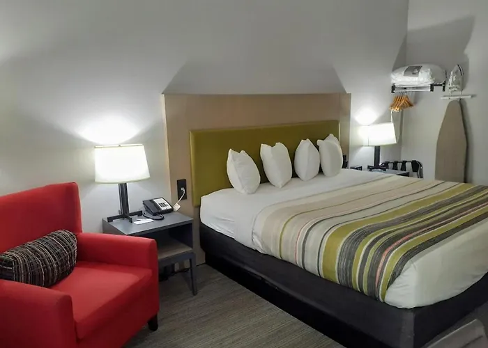 Country Inn & Suites By Radisson, Freeport, Il