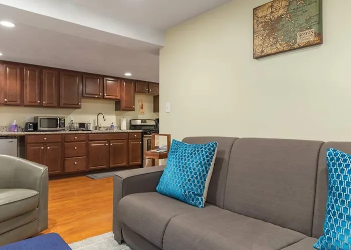 Parking - Private Entrance - King Beds