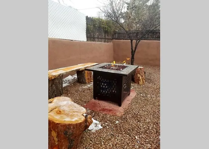 Closson Casita - Patio & Fire Pit - Near Plaza - 1Br