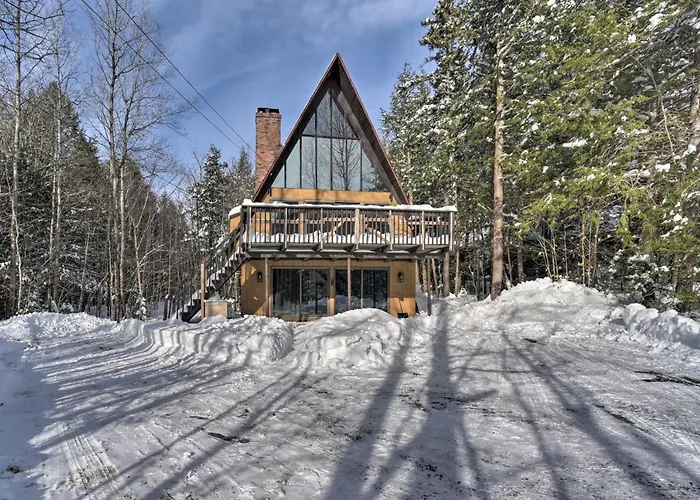 Cozy A-Frame Cabin W/ Pool Table: 8 Mi To Mt Snow!