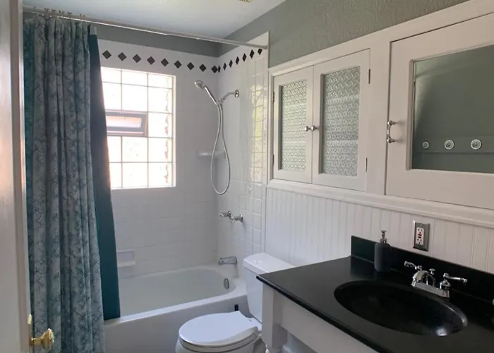 Private Room In West Highlands House