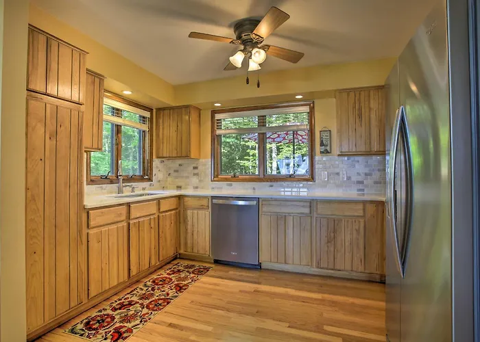Interlochen Home On Green Lake W/ Dock & Beach!