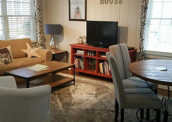 Anchor Inn Boutique Hotel