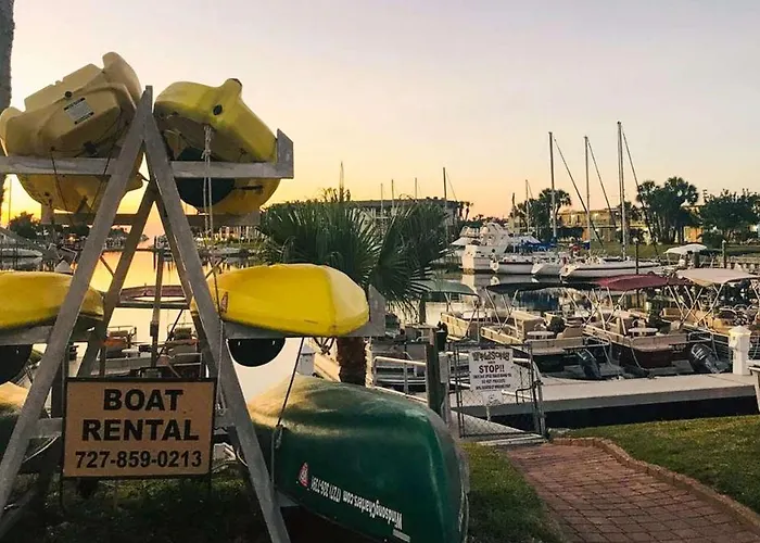 Magnuson Hotel & Marina New Port Richey