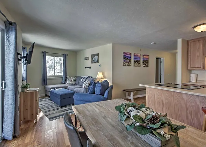 Ski-In Ski-Out Wintergreen Condo W/ Balcony