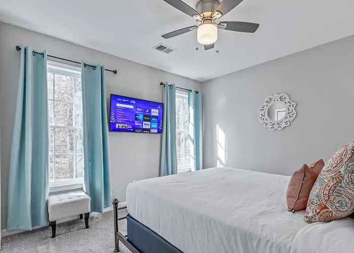 Cozy Getaway Extended Stay, 5Br Open Air Near Dt