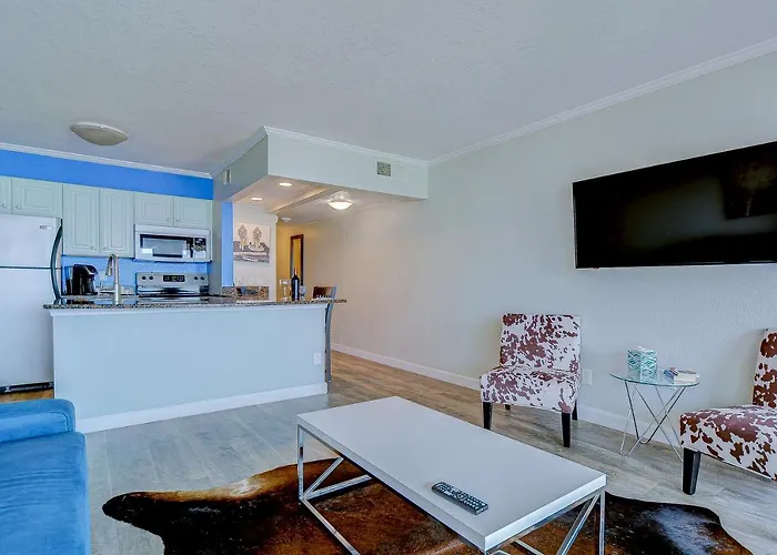 441-Waterfront, Amazing Views, Wifi, Pool And Close To Bucs Stadium