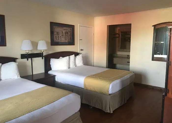 Magnuson Hotel & Marina New Port Richey