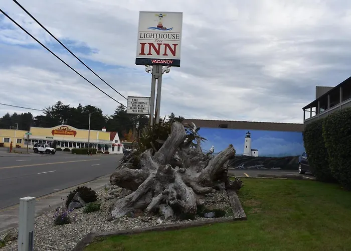 Lighthouse Cove Inn