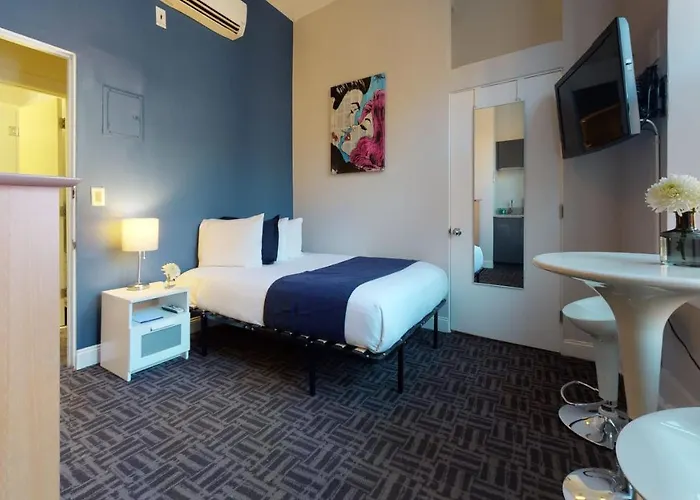 Stylish Downtown Studio In The Southend, C.Ave #43