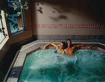 Guesthouse Inn & Suites Wichita