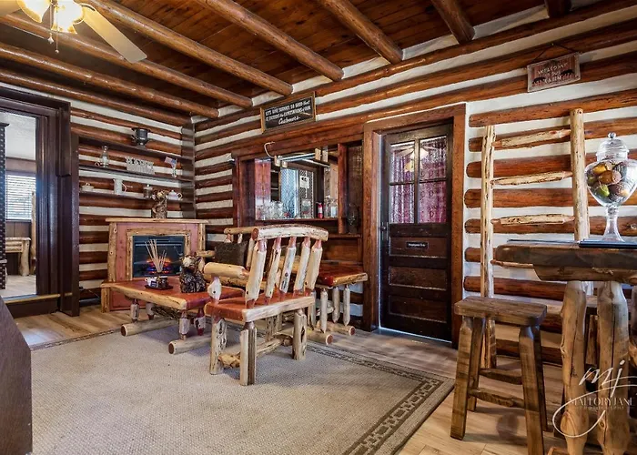 Log Cabin Inn