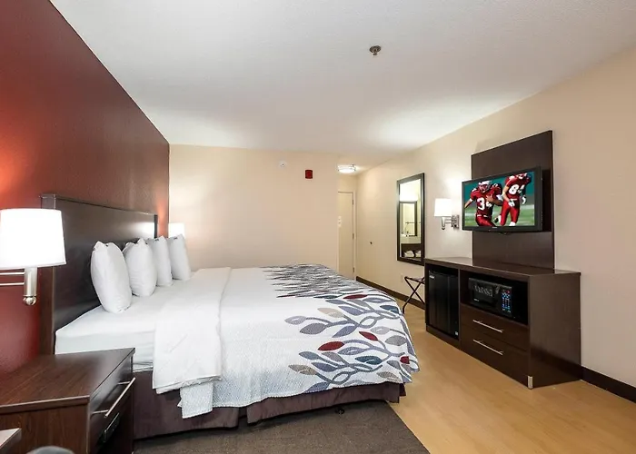 Golden Hotel Wichita Airport