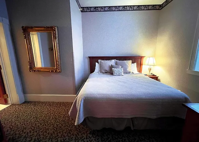 Celebrity Boutique Hotel