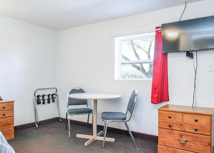 Baker City Motel & Rv