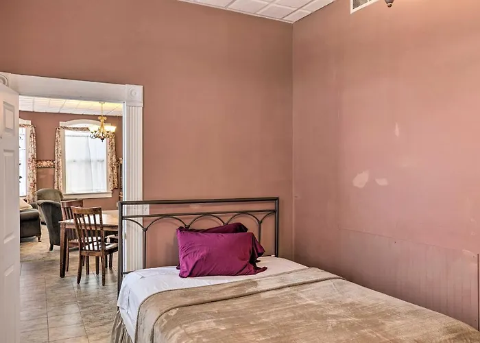 Pet-Friendly Apt: Walk To Missouri River!