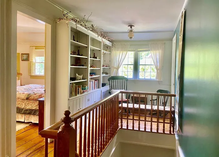 Artful Lodging & Retreats