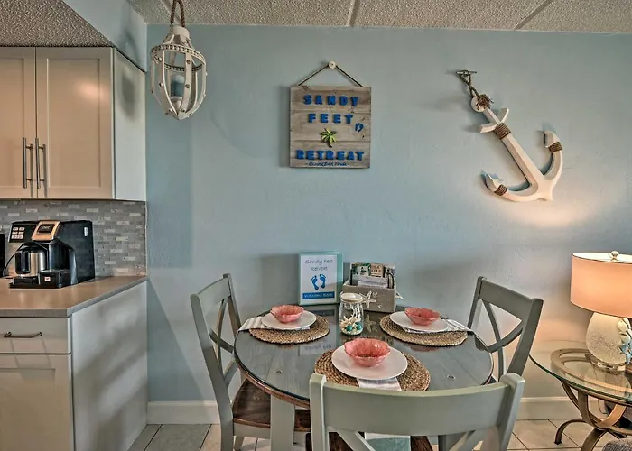 Oceanfront Ormond Beach Getaway W/ Balcony!