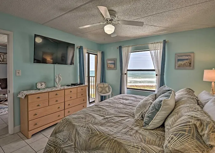 Oceanfront Ormond Beach Getaway W/ Balcony!