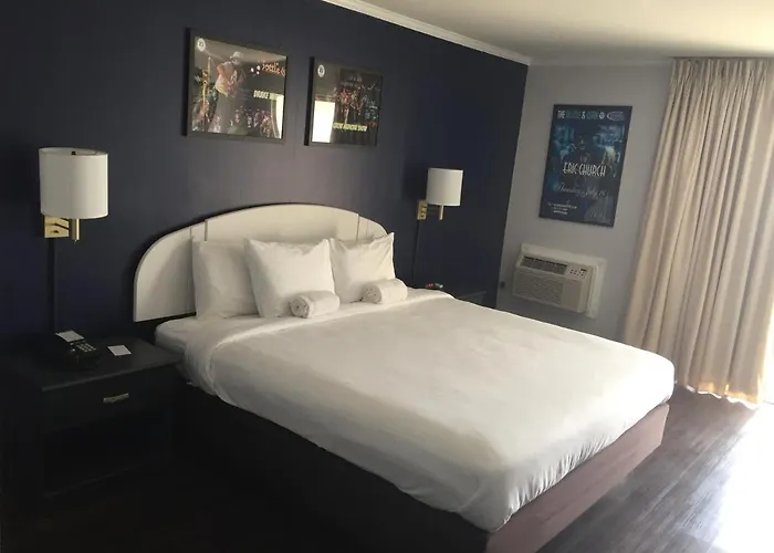 Hotel Dewey
