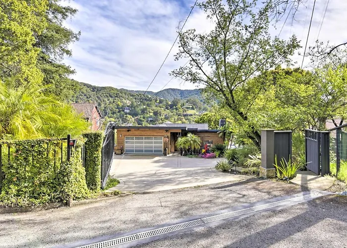 Designer Apartment < 1 Mile To Downtown San Rafael