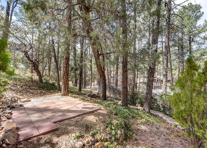 1 Mi To Dtwn Prescott: Quiet Cabin In The Pines!