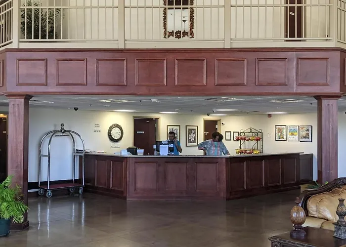 Heritage Inn And Suites
