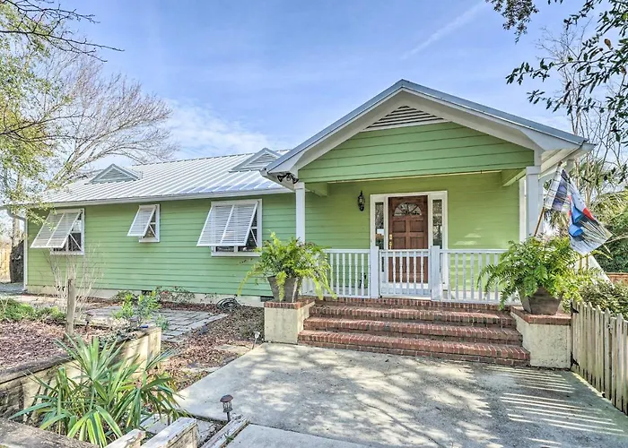 Coastal Hideaway ~ 1/2 Mi To Beach + Boardwalk!