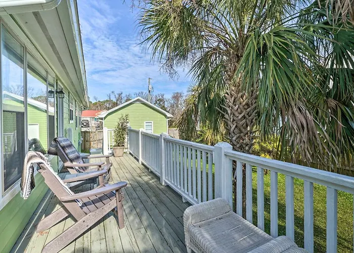 Coastal Hideaway ~ 1/2 Mi To Beach + Boardwalk!