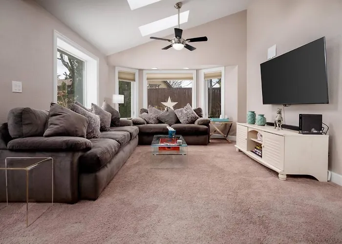 Peppertree Retreat