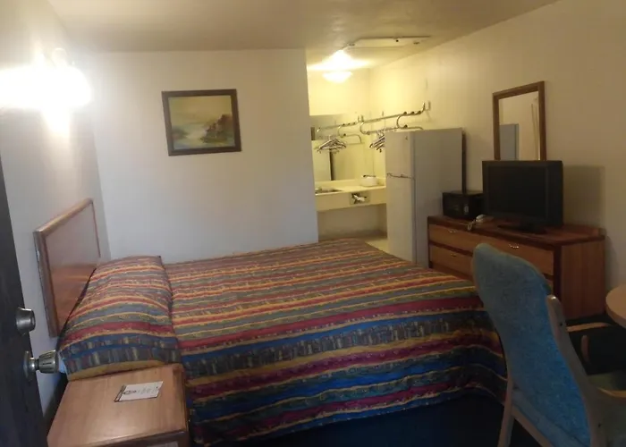 Evergreen Inn