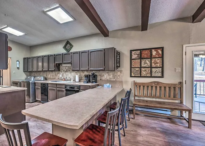 Alto Condo W/ Deck: 2 Mi To Ruidoso Winter Park!