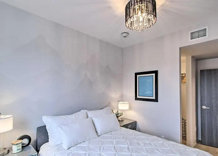 Chic Bozeman Apartment - 1 Block Off West Main St!