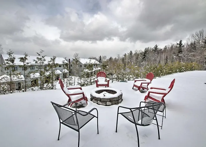 Slopeside Burke Mtn Condo W/ Amenity Access!
