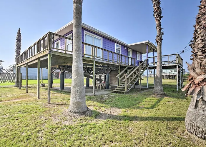4 Blocks To Ocean: Water-View Surfside Beach Home!