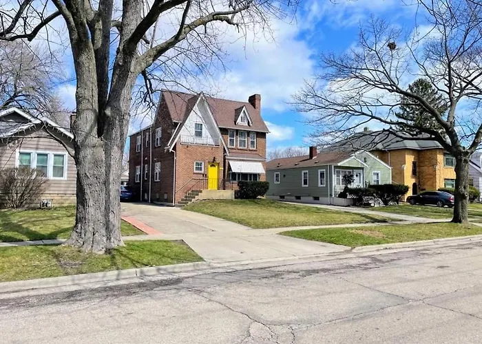 2 Bedroom Apt Near Great Lakes Naval Base And 6 Flags