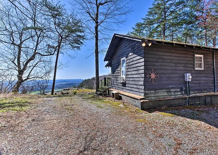 Secluded Ridgetop Hideaway W/ Valley Views!